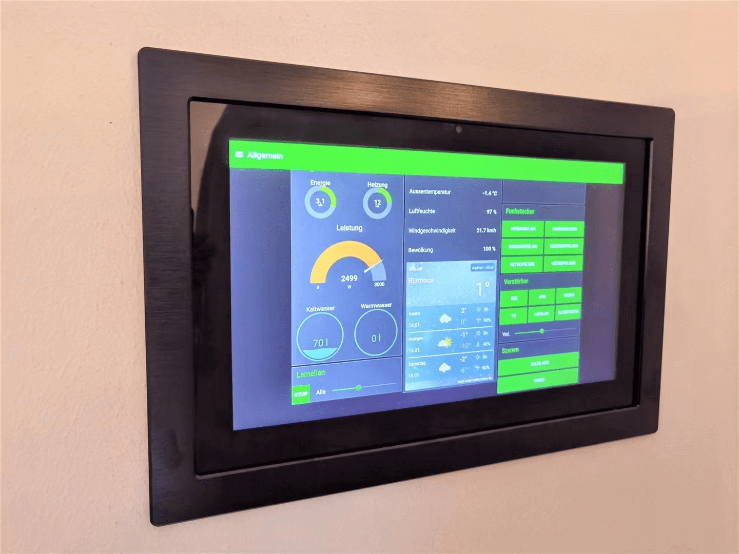 A wall-mounted GKQR101N 10.1" Android PoE tablet. A wall-mounted GKQR101N 10.1" Android PoE tablet.